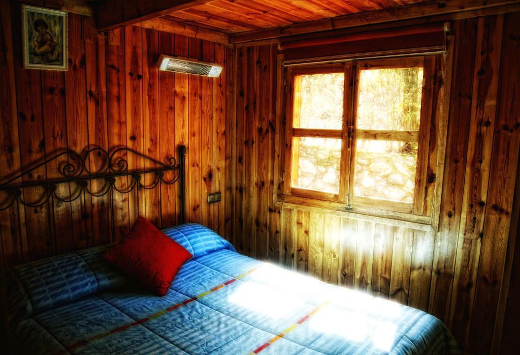 Camping Ruta Del Purche Monachil Phòng bức ảnh